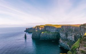 john finkelstein ci9HzWTIVas unsplash 300x187 - Irlanda Classica - partenze garantite giugno/luglio