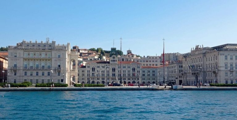 Piazza Unità d'Italia a Trieste