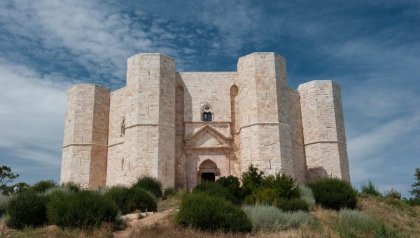 castel del monte e1733241902716 600x341 - Gran Tour della Puglia e Matera - 23/30 marzo 2025